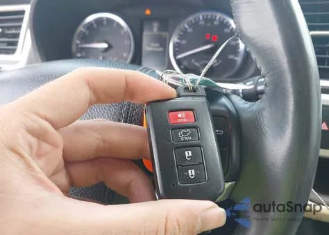 2015 Toyota Highlander Limited Platinum V6 from USA, damaged, VIN 5TDDKRFH7FS148956